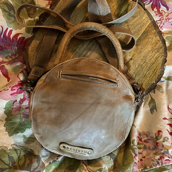 BED-STU x Free People ARENFIELD RoundLeather Handled CrossBody $198
NEW - Picture 10 of 16
